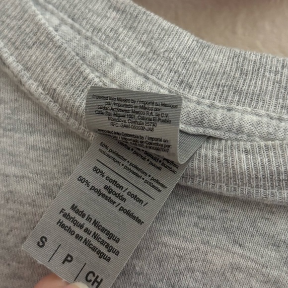 5/$15 MUST BUNDLE Gildan Viera Hawks Gray Short Sleeve Tee - Picture 3 of 5